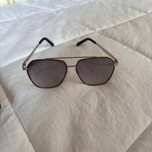 Sean John SJS3005 Men's Gold Metal Square Navigator Sunglasses